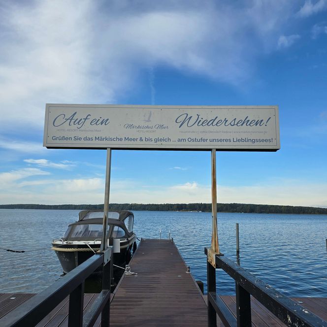 Steg am Hotel-Resort Märkisches Meer 