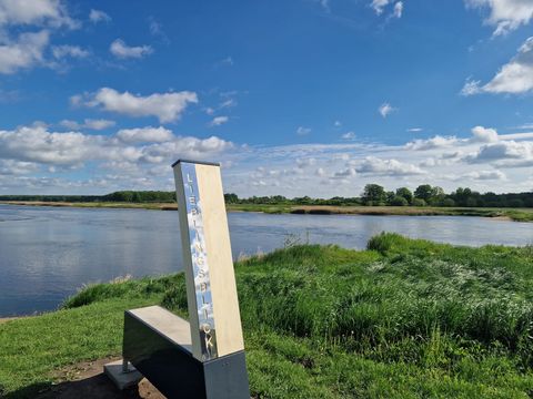 Lieblingsblick an Uferpromenade an Oder-Neiße Mündung