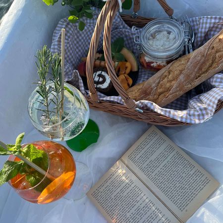 Picknick im Ruderboot