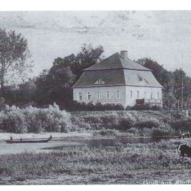 Schloss Aurith historisch an der Oder schwarz weiß