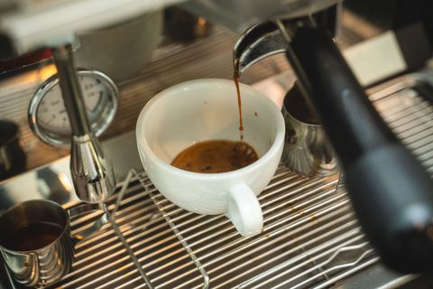 DEKAFFEE Rösterei Caffeezubereitung