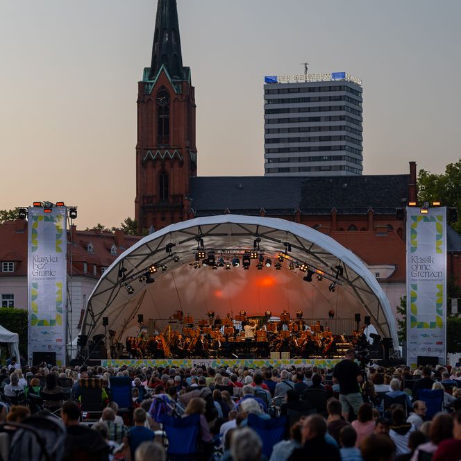 Abendstimmung beim Abschlusskonzert von Klassik ohne Grenzen in Frankfurt (Oder