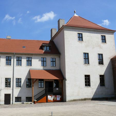Burg Friedland von außen