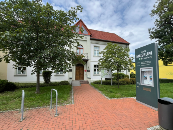 Blick auf das Stadtmuseum Strausberg