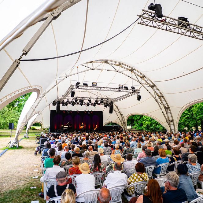 Konzertveranstaltung im Schlosspark Neuhardenberg