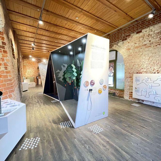 Ausstellung auf der Burg Storkow 